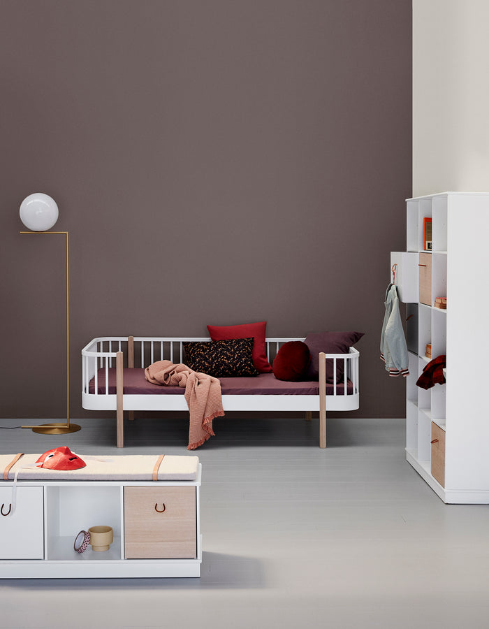 Oliver Furniture - Wood Collection - Junior Day Bed - 90x160cm - White/Oak