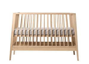 Leander - Linea Baby Crib / Cot Bed - Solid Oak