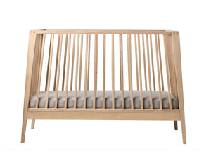 Leander - Linea Baby Crib / Cot Bed - Solid Oak