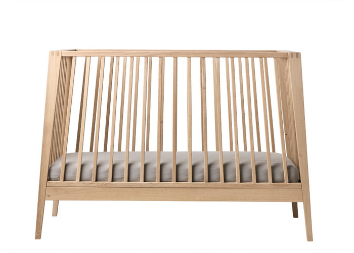 Leander - Linea Baby Crib / Cot Bed - Solid Oak