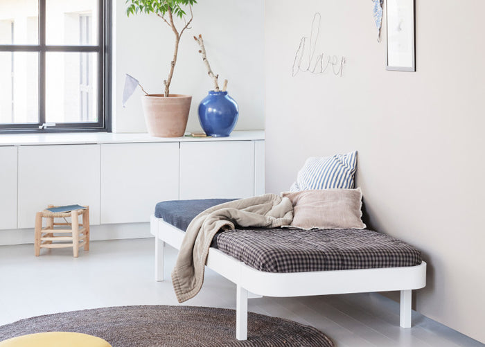 Oliver Furniture - Wood Collection - Day Bed - 90x200cm - White