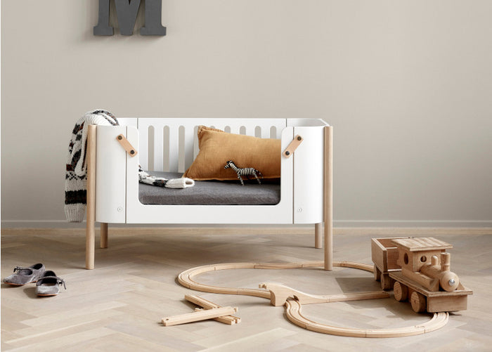 Oliver Furniture - Wood Collection - Bench - White/Oak